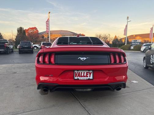 2022 Ford Mustang EcoBoost Premium