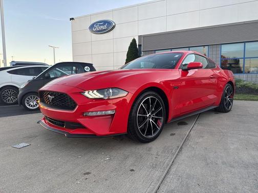 2022 Ford Mustang EcoBoost Premium