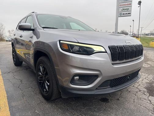 2021 Jeep Cherokee Latitude Lux