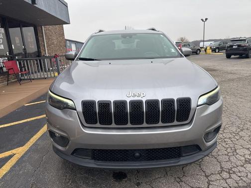 2021 Jeep Cherokee Latitude Lux