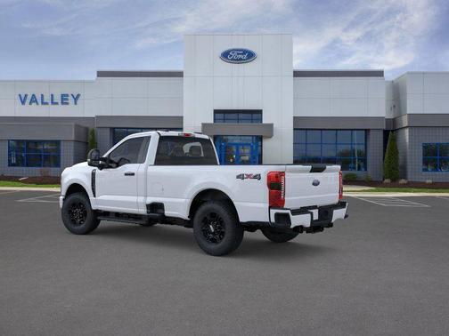 2025 Ford F-250 XLT
