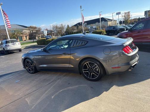 2021 Ford Mustang EcoBoost Premium