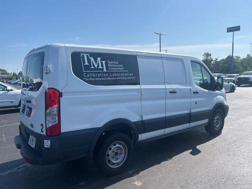 2017 Ford Transit-250 Base