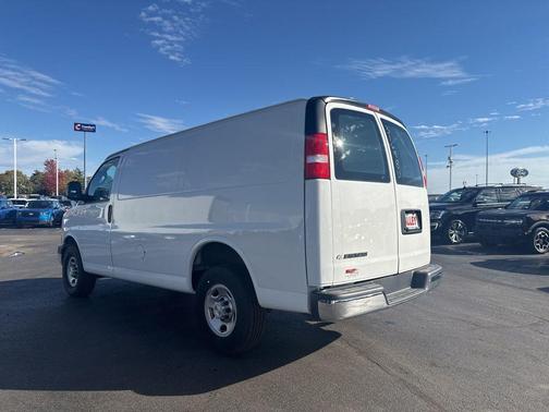 2023 Chevrolet Express 2500 Work Van
