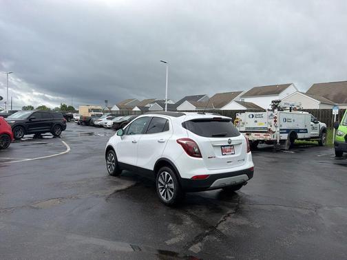 Summit White 2022 Buick Encore Preferred