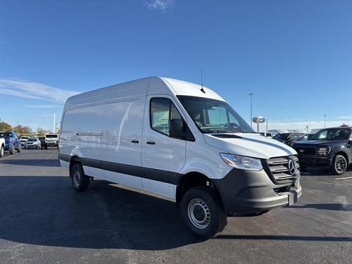 2025 Mercedes-Benz Sprinter 2500 170 WB