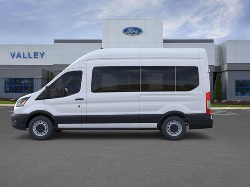 2025 Ford Transit-350 XL