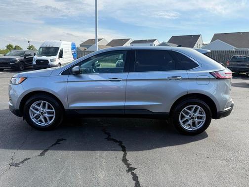 Silver Metallic 2023 Ford Edge SEL