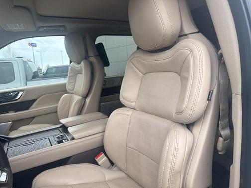 2020 Lincoln Navigator L Reserve