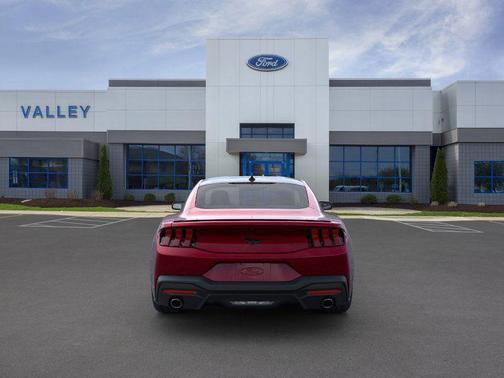 2025 Ford Mustang EcoBoost