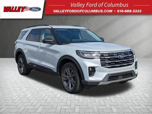 White Metallic 2026 Ford Explorer Active