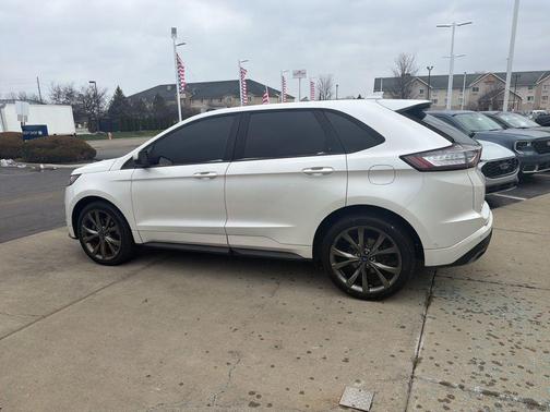 2016 Ford Edge Sport