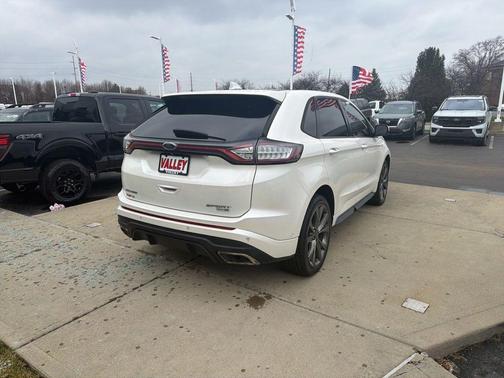 2016 Ford Edge Sport