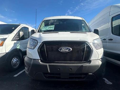 2026 Ford Transit-250 148 WB Medium Roof Cargo