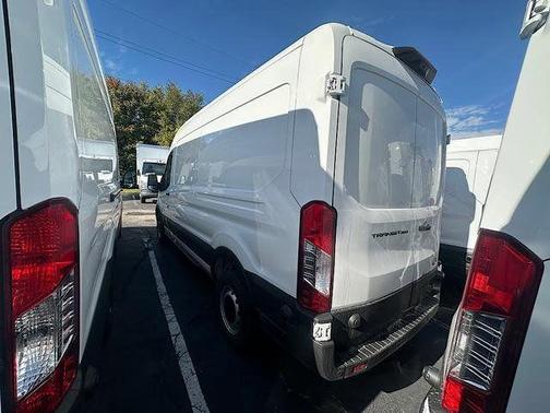 2026 Ford Transit-250 148 WB Medium Roof Cargo