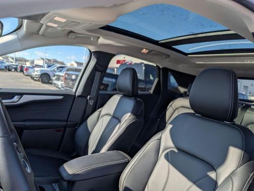 2026 Ford Escape Platinum