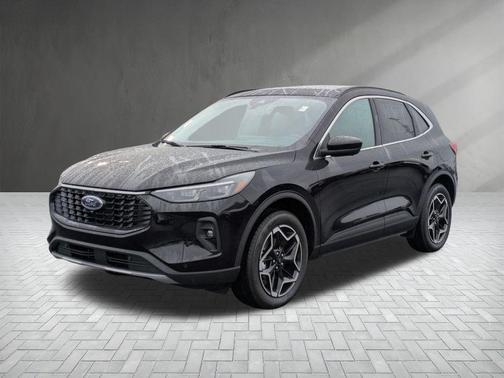 2026 Ford Escape Platinum