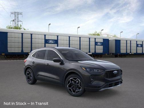 2026 Ford Escape Platinum