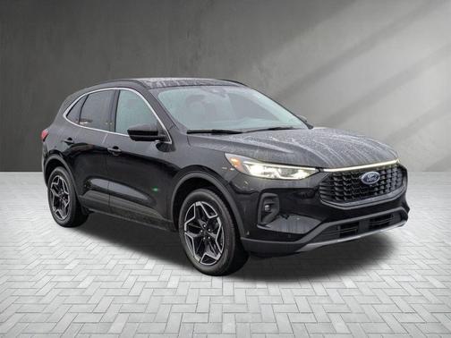 2026 Ford Escape Platinum