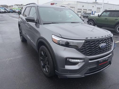 2021 Ford Explorer ST