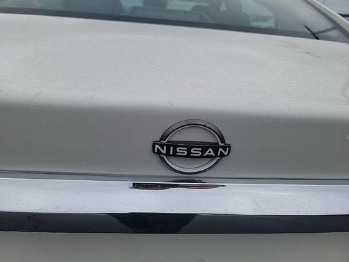 2023 Nissan Maxima SV