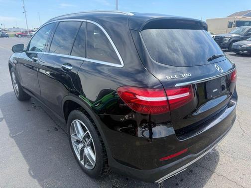 Black 2019 Mercedes-Benz GLC 300 Base 4MATIC
