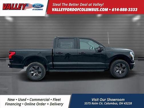2025 Ford F-150 Lightning Flash