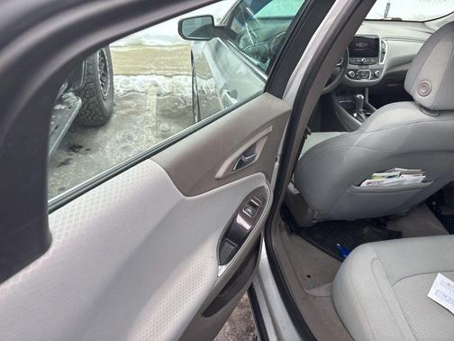 2017 Chevrolet Malibu 1LT