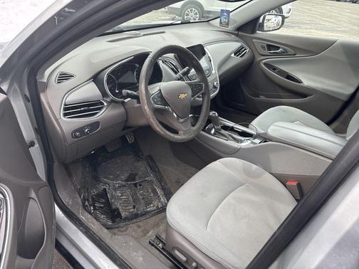 2017 Chevrolet Malibu 1LT