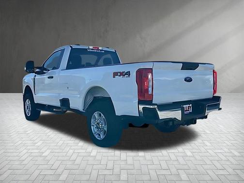 2025 Ford F-350 XLT