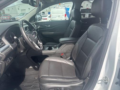 Summit White 2020 GMC Acadia SLT