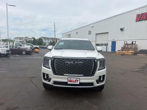 White Frost Tri-Coat 2024 GMC Yukon Denali Ultimate