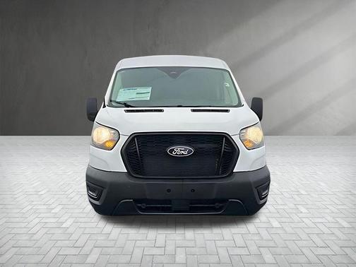 2026 Ford Transit-250 148 WB Medium Roof Cargo