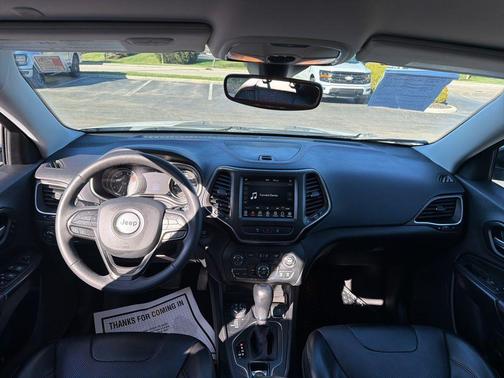 2022 Jeep Cherokee Trailhawk