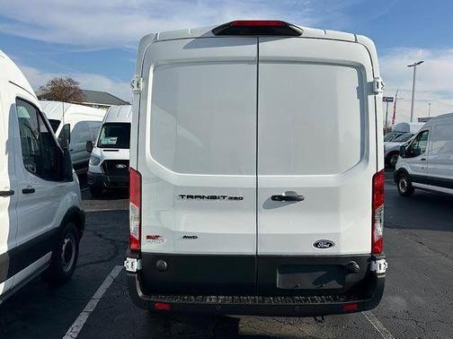 2026 Ford Transit-250 148 WB Medium Roof Cargo