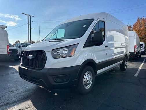 2026 Ford Transit-250 148 WB Medium Roof Cargo