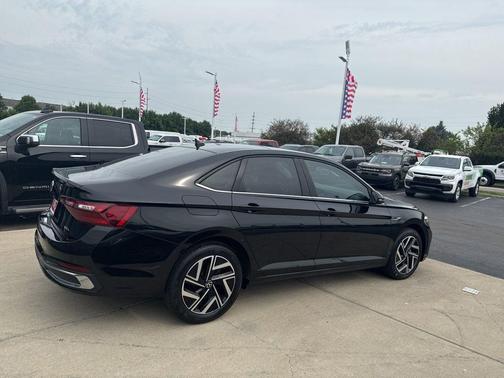 2022 Volkswagen Jetta 1.5T SEL
