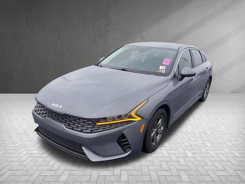 2022 Kia K5 LXS