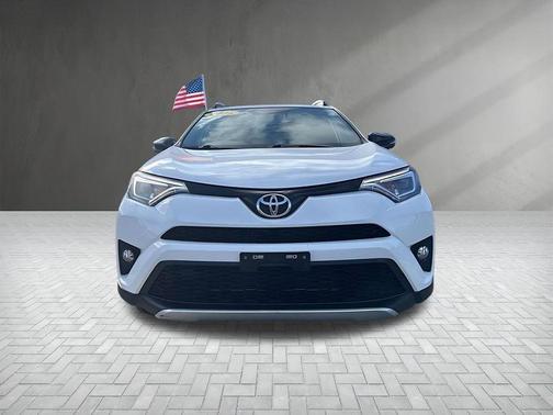 2016 Toyota RAV4 SE