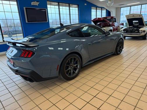 2024 Ford Mustang Dark Horse