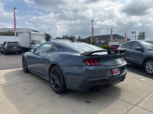2024 Ford Mustang Dark Horse