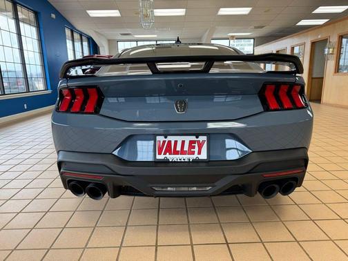 2024 Ford Mustang Dark Horse