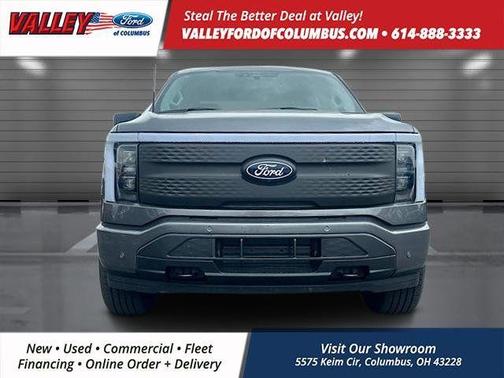 2025 Ford F-150 Lightning Flash