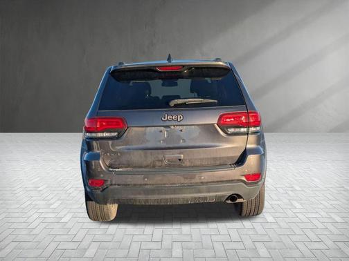 2016 Jeep Grand Cherokee Laredo