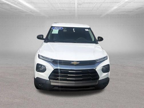 Summit White 2021 Chevrolet Trailblazer LS