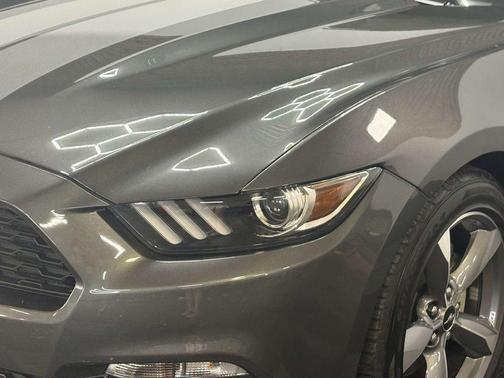 2017 Ford Mustang EcoBoost
