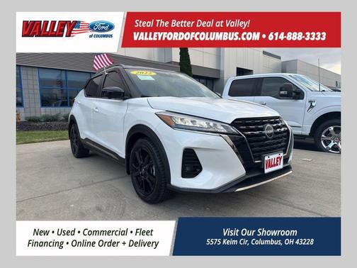 2022 Nissan Kicks SR