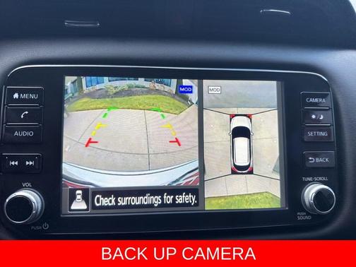 2022 Nissan Kicks SR