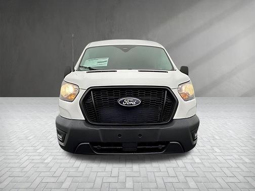 2026 Ford Transit-250 148 WB Medium Roof Cargo