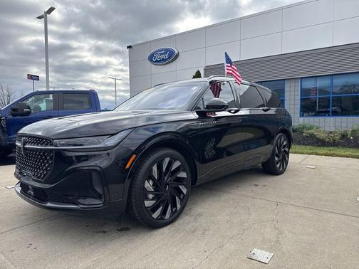 2024 Lincoln Nautilus Reserve